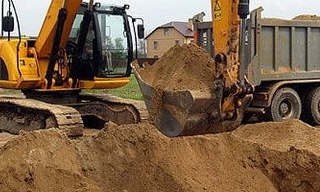 Выкопать яму экскаватором в Протвино от 941 руб. - ИП Садыков В. Р. 